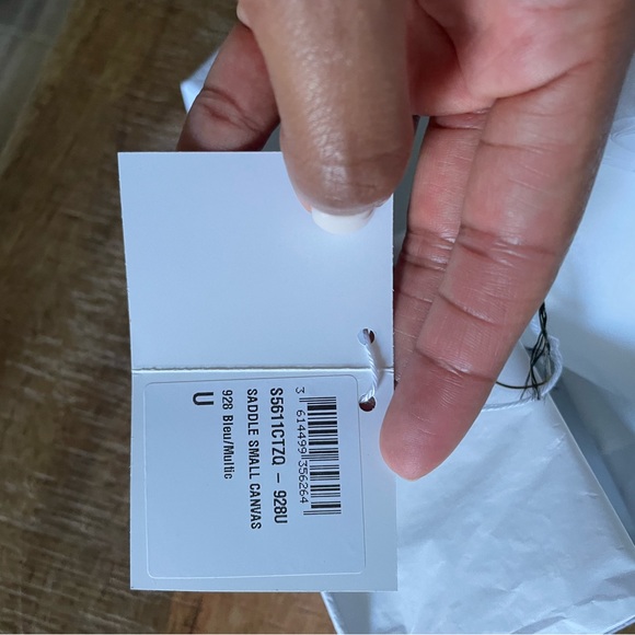 Dior Saddle Flap Card Holder - Picture 6 of 8